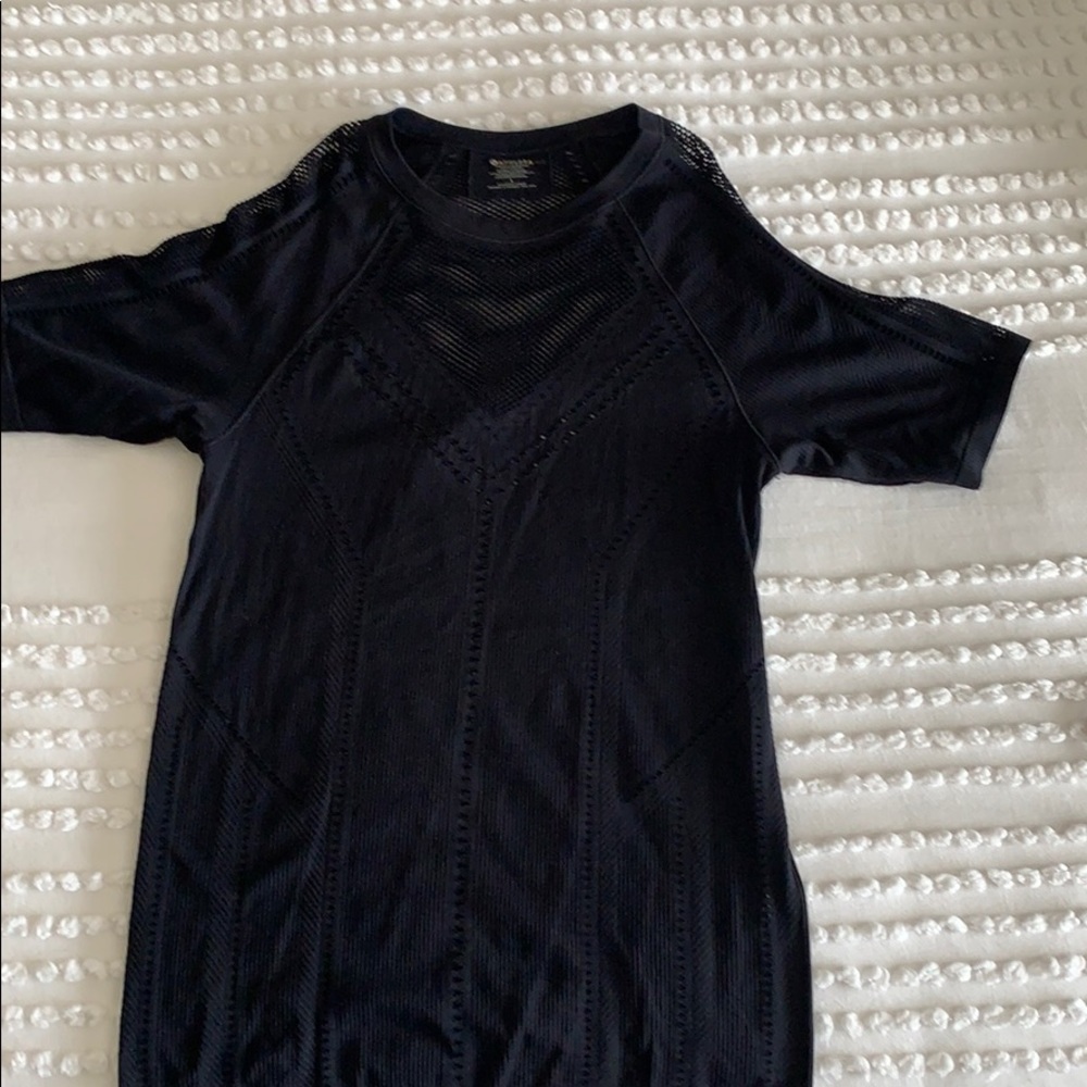 Athleta work out short sleeve